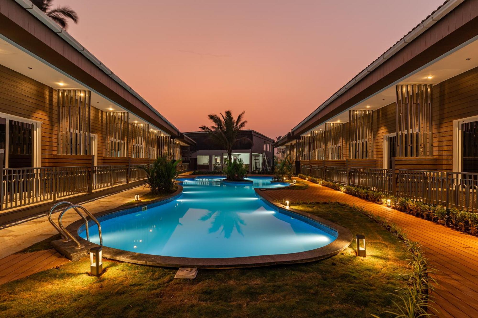 Amara By The Sea Calangute Hotel Bagian luar foto